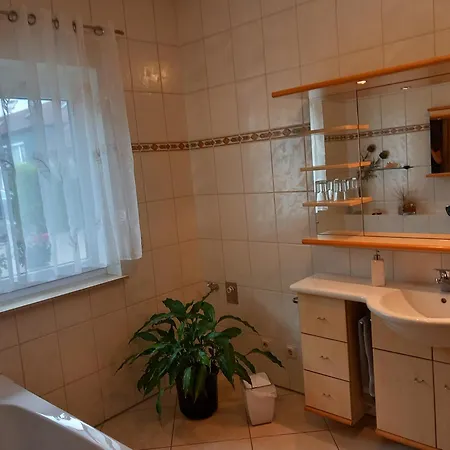 Appartement Wohlfuehloase à Suhl Extérieur photo